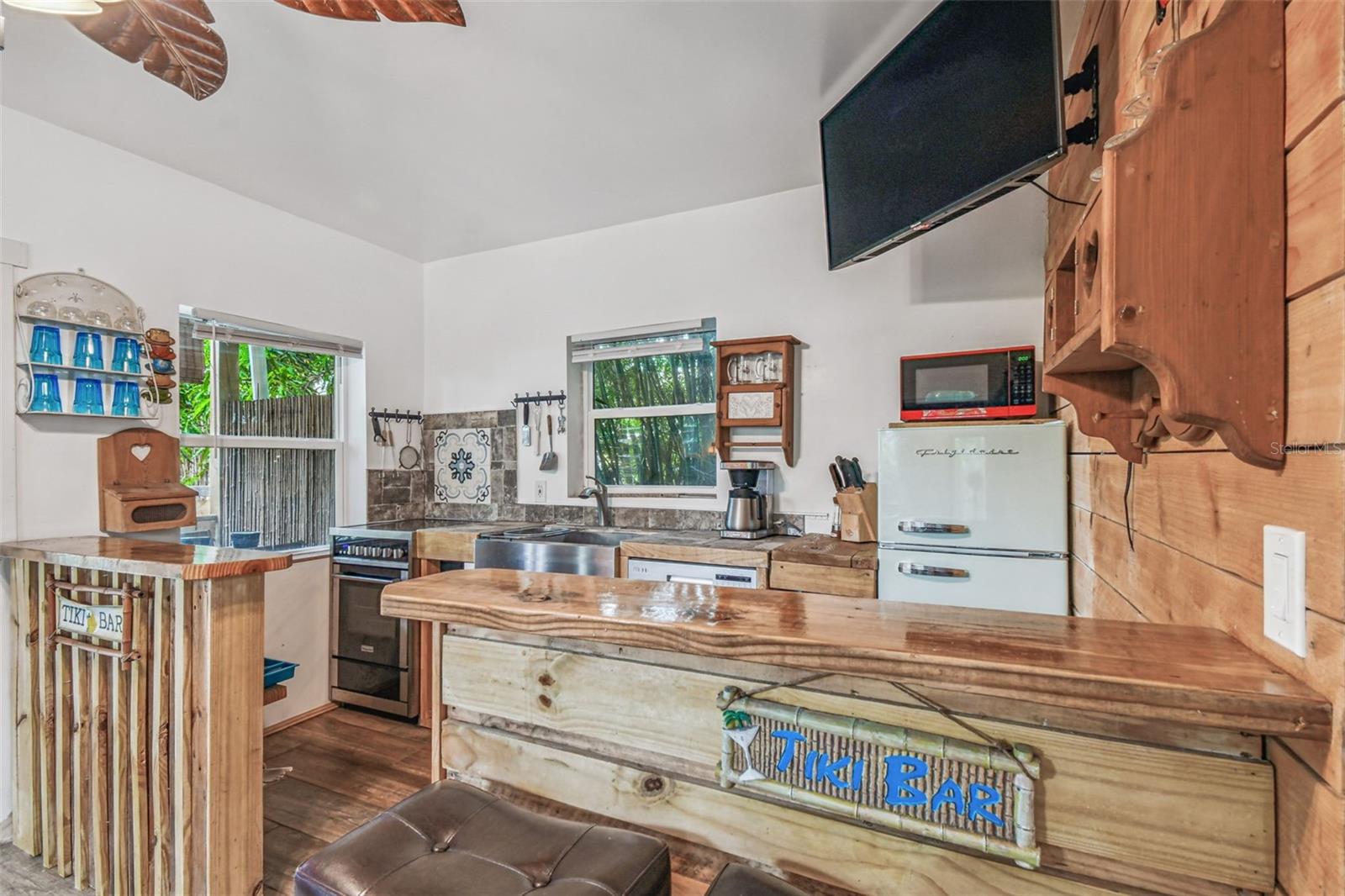 3203 E YUKON ST, TAMPA, FL, 33604