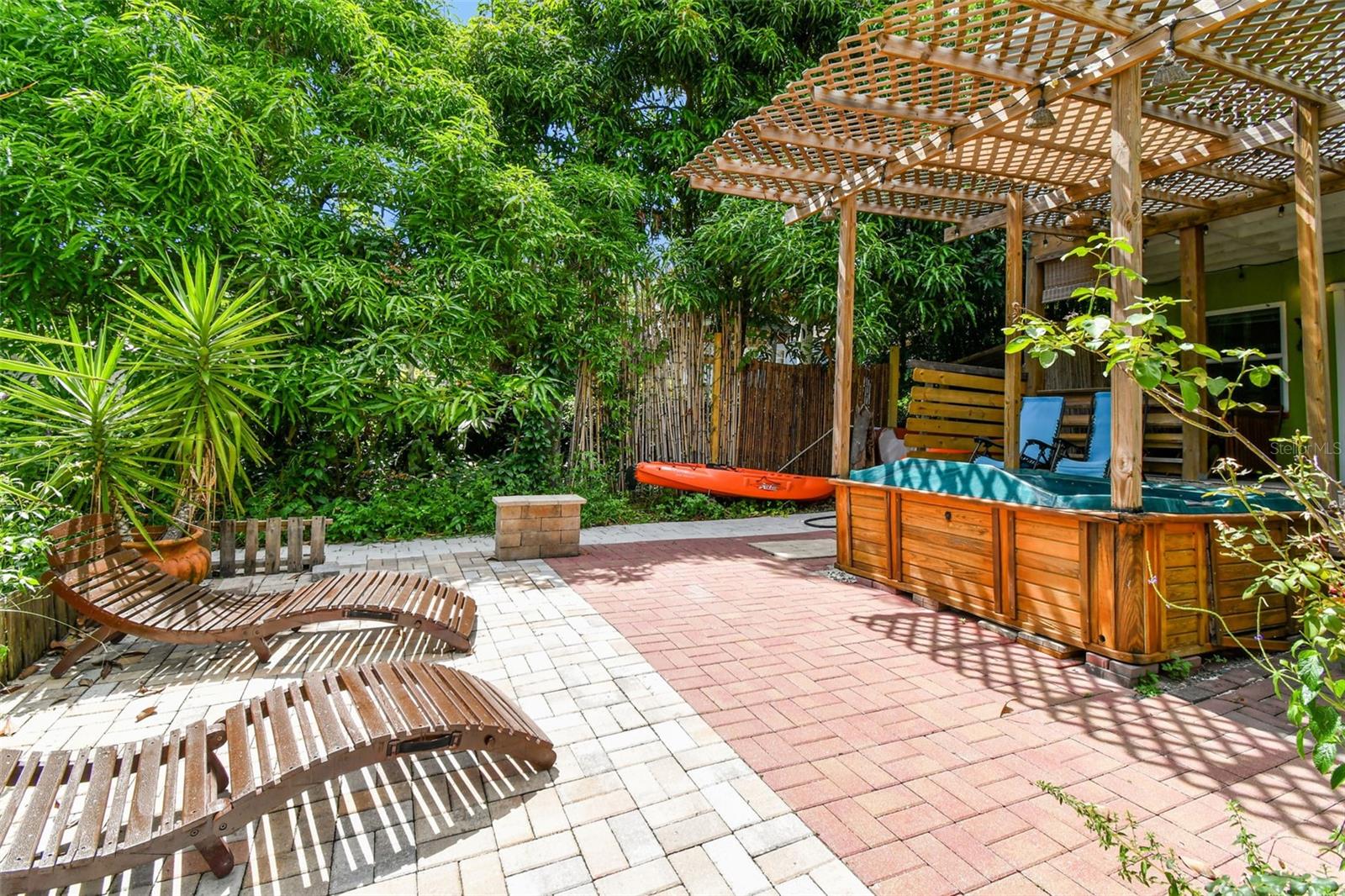 3203 E YUKON ST, TAMPA, FL, 33604