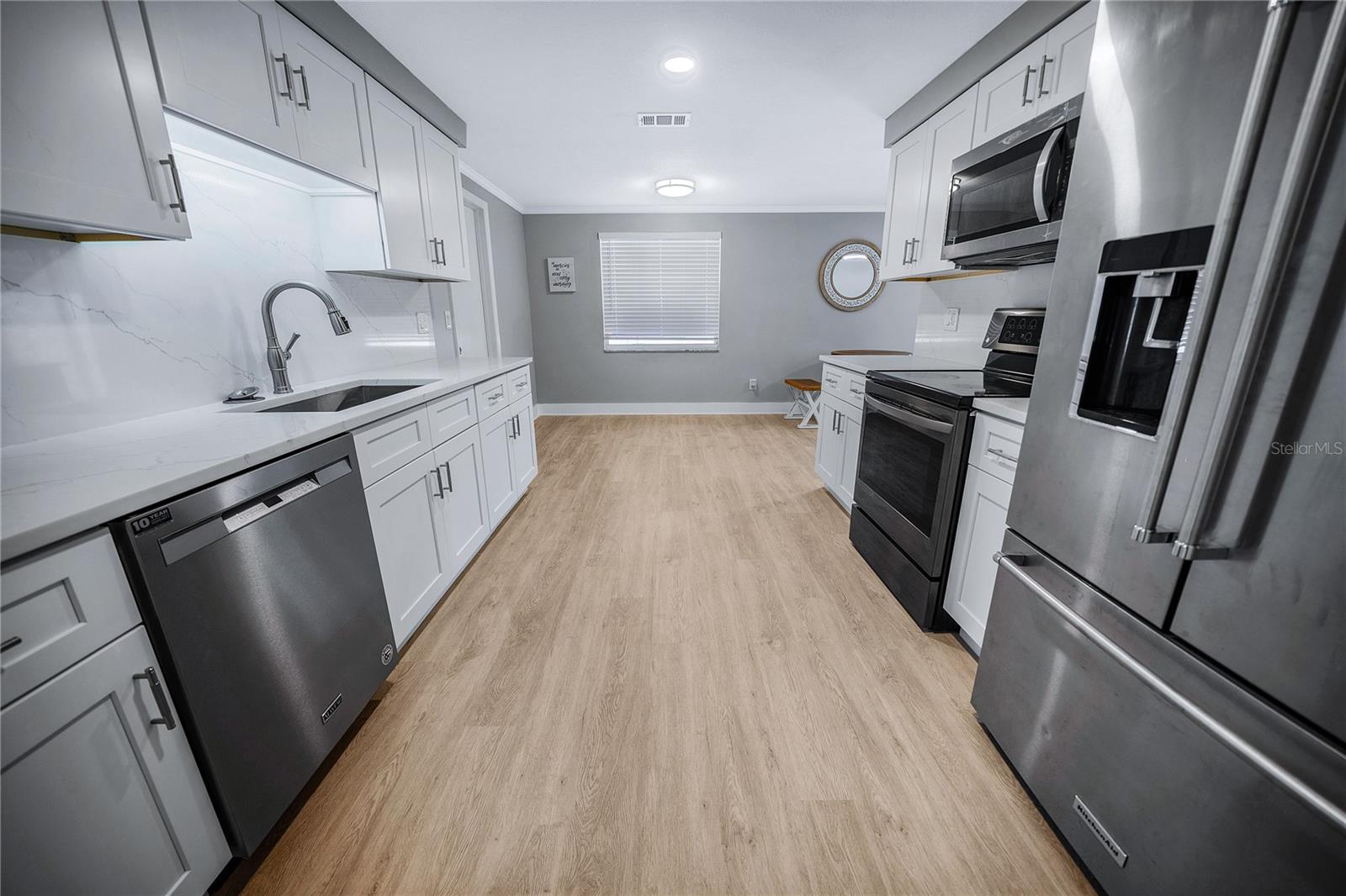 9151 FAIRWEATHER DR, LARGO, FL, 33773