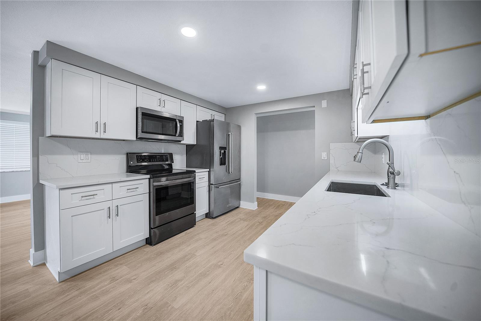 9151 FAIRWEATHER DR, LARGO, FL, 33773