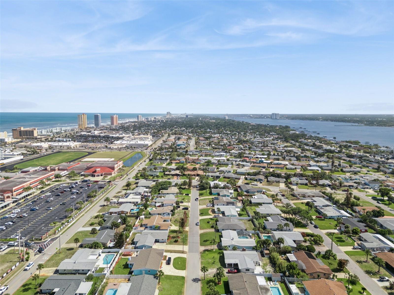 3050 PRINCETON AVE, DAYTONA BEACH, FL, 32118