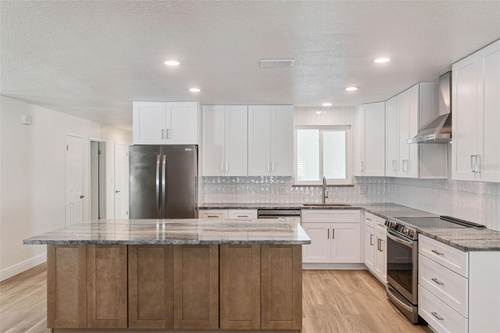 3050 PRINCETON AVE, DAYTONA BEACH, FL, 32118