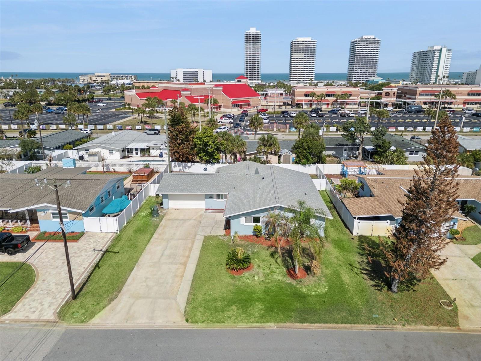 3050 PRINCETON AVE, DAYTONA BEACH, FL, 32118