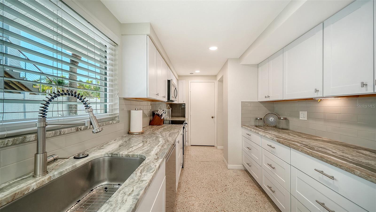 404 S POLK DR, SARASOTA, FL, 34236