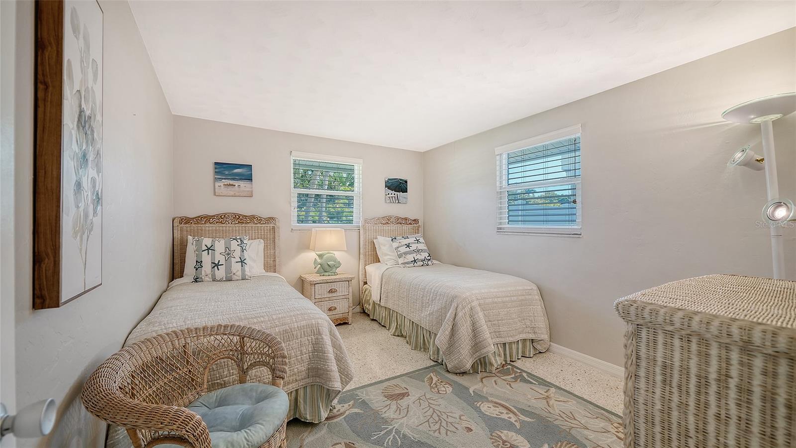 404 S POLK DR, SARASOTA, FL, 34236