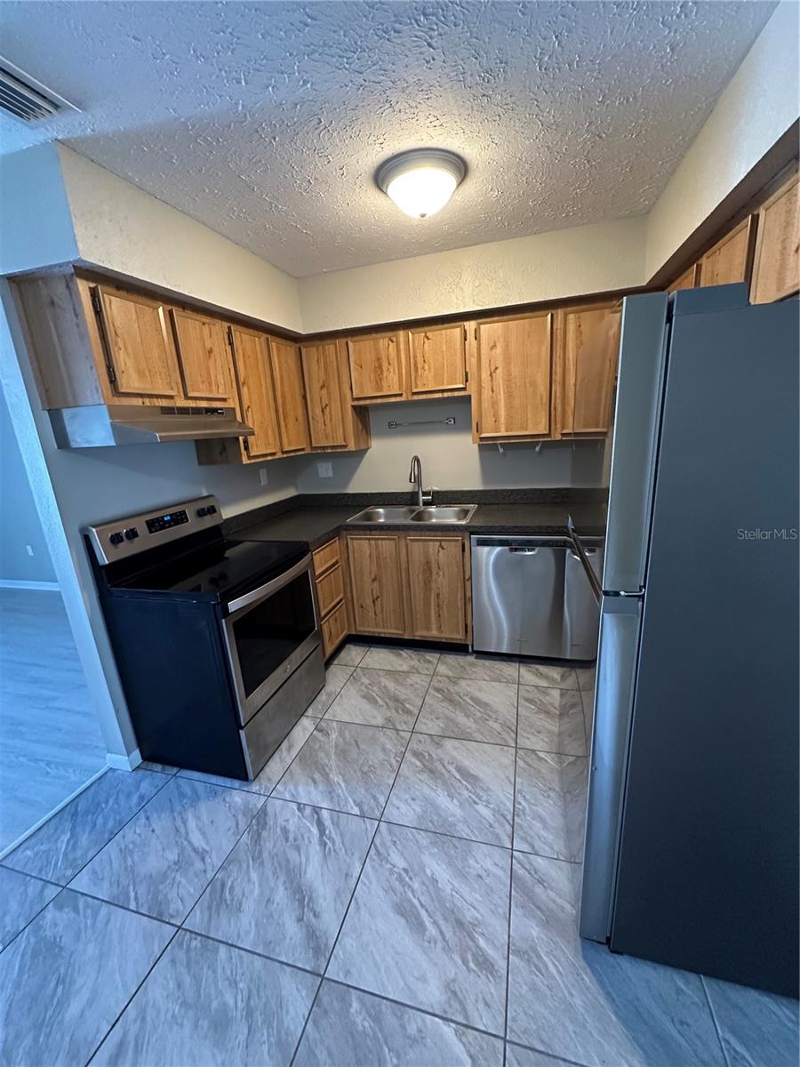 1025 APOLLO BEACH BLVD #D, APOLLO BEACH, FL, 33572