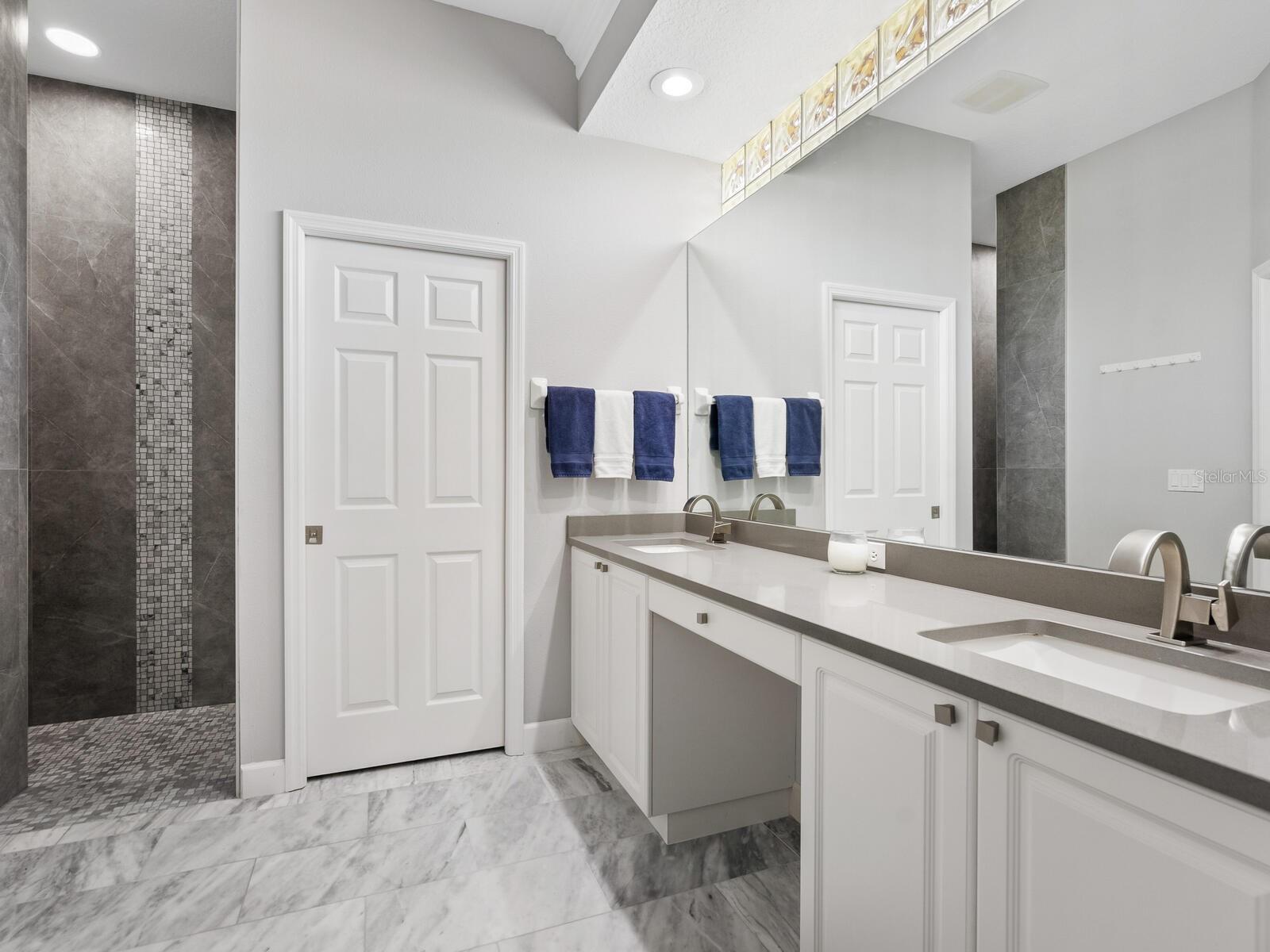 5237 97TH ST E, BRADENTON, FL, 34211