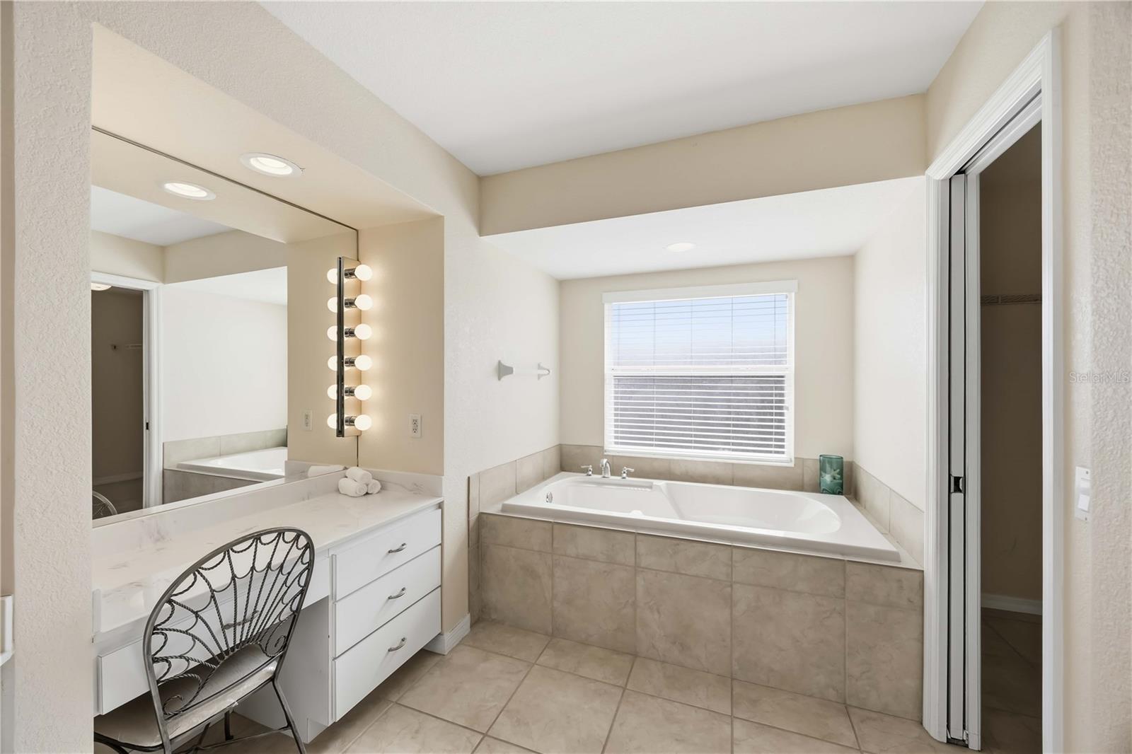 18239 REGAN AVE, PORT CHARLOTTE, FL, 33948