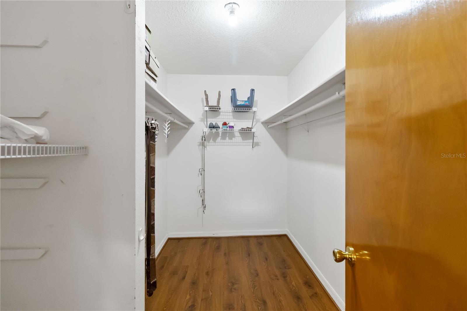 9835 LAKESHORE DR, CLERMONT, FL, 34711