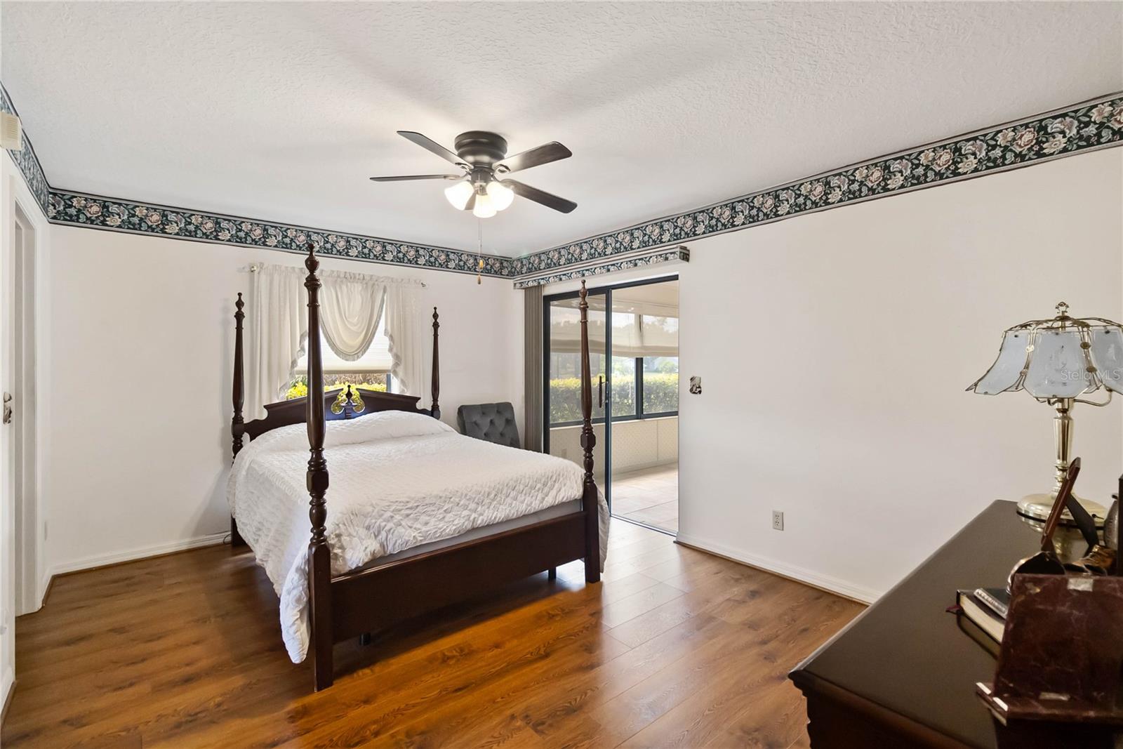 9835 LAKESHORE DR, CLERMONT, FL, 34711