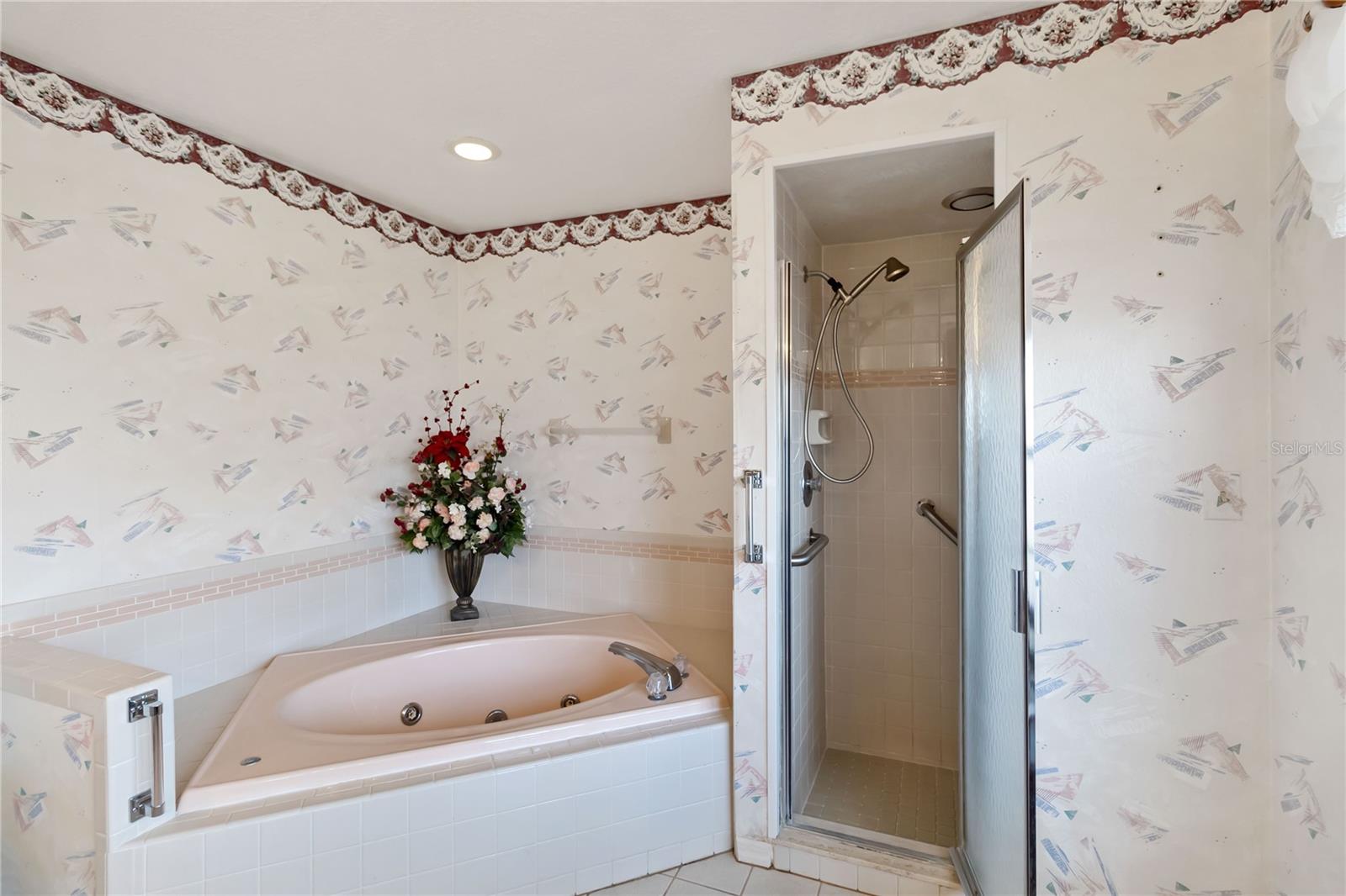 9835 LAKESHORE DR, CLERMONT, FL, 34711