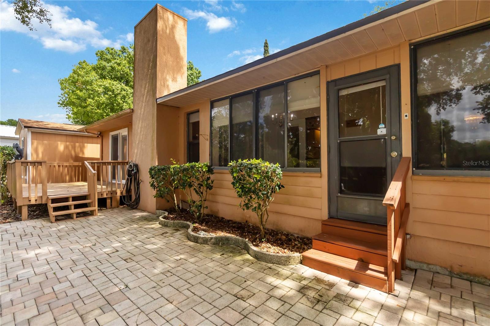 9835 LAKESHORE DR, CLERMONT, FL, 34711