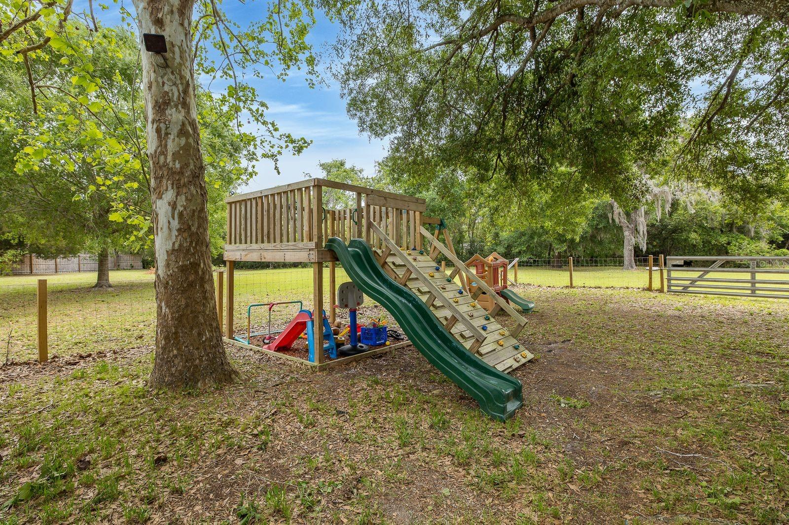 12600 CANTON AVE, HUDSON, FL, 34669