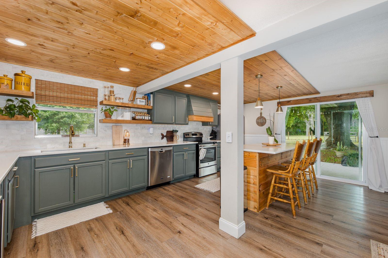 12600 CANTON AVE, HUDSON, FL, 34669