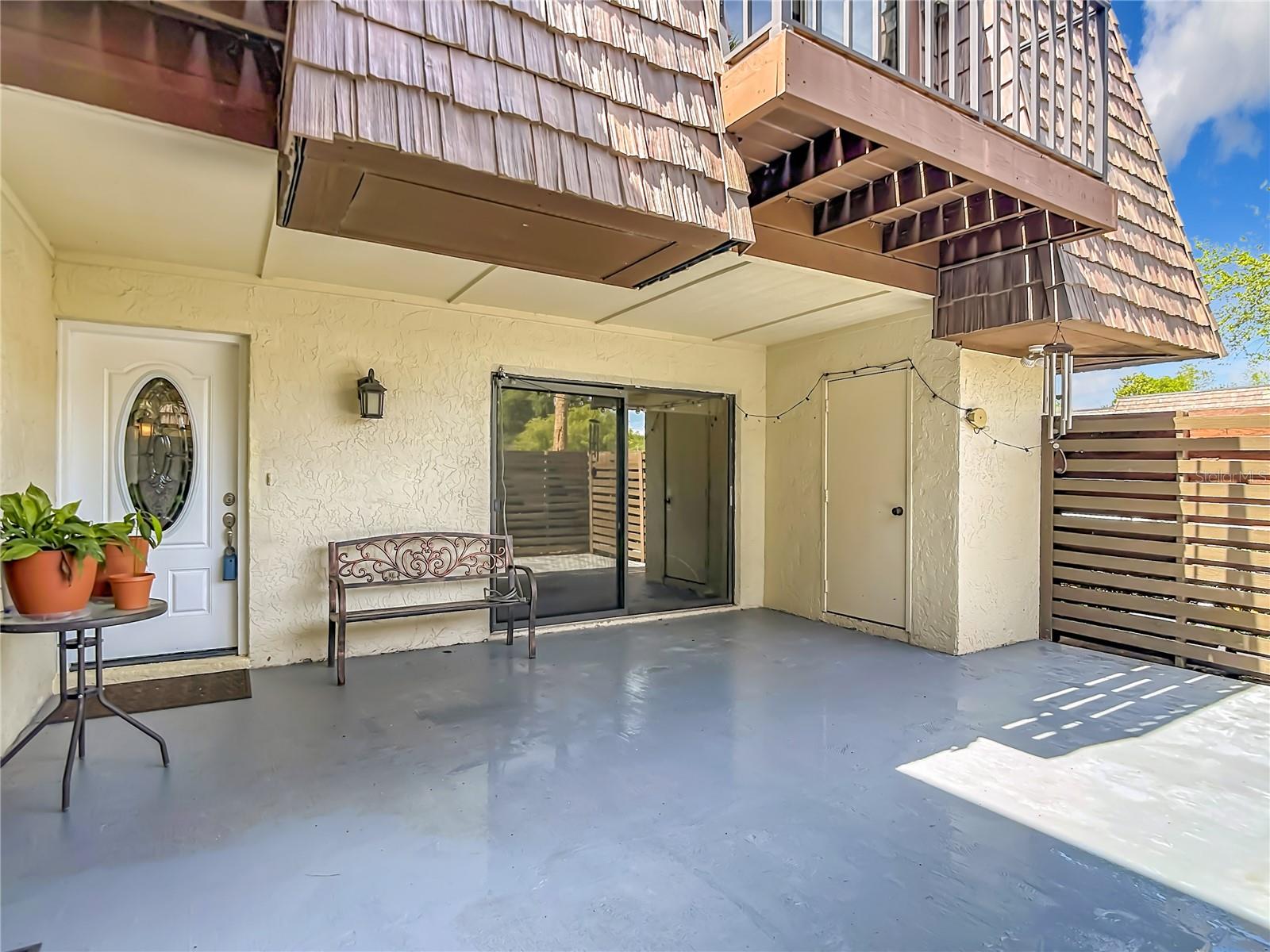 15426 E POND WOODS DR, TAMPA, FL, 33618