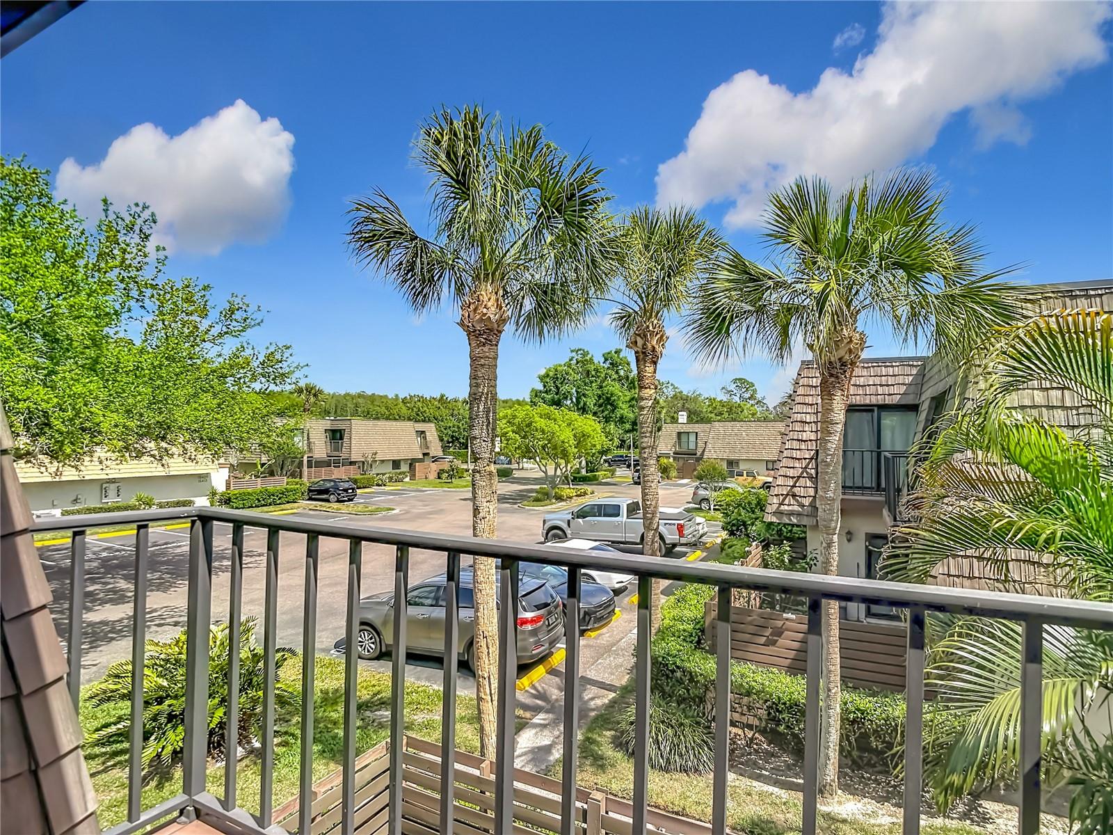 15426 E POND WOODS DR, TAMPA, FL, 33618