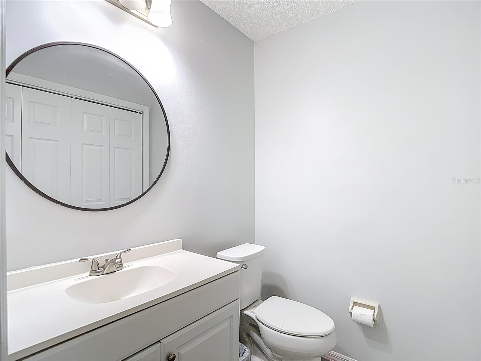 15426 E POND WOODS DR, TAMPA, FL, 33618