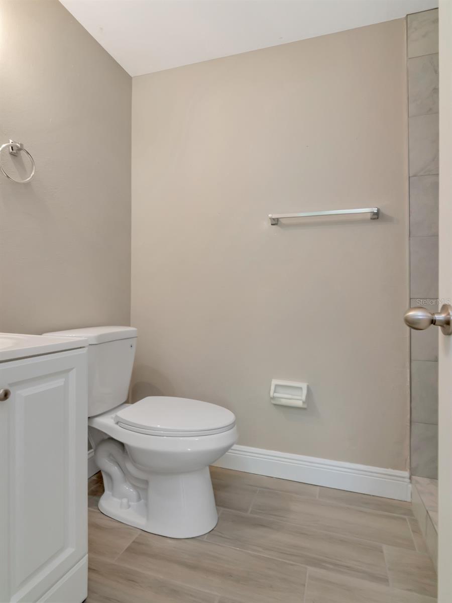 1211 62ND AVE E, BRADENTON, FL, 34203