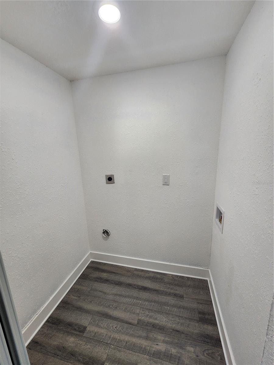 1211 62ND AVE E, BRADENTON, FL, 34203