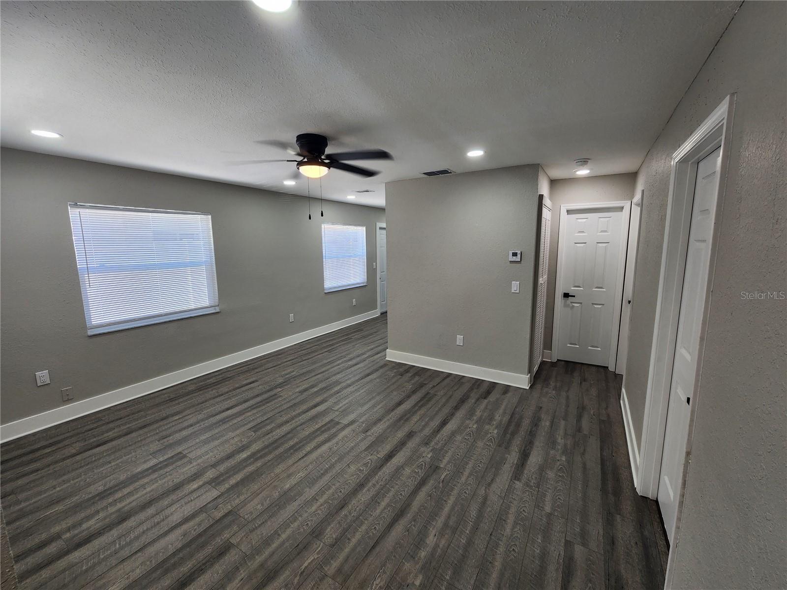 1211 62ND AVE E, BRADENTON, FL, 34203