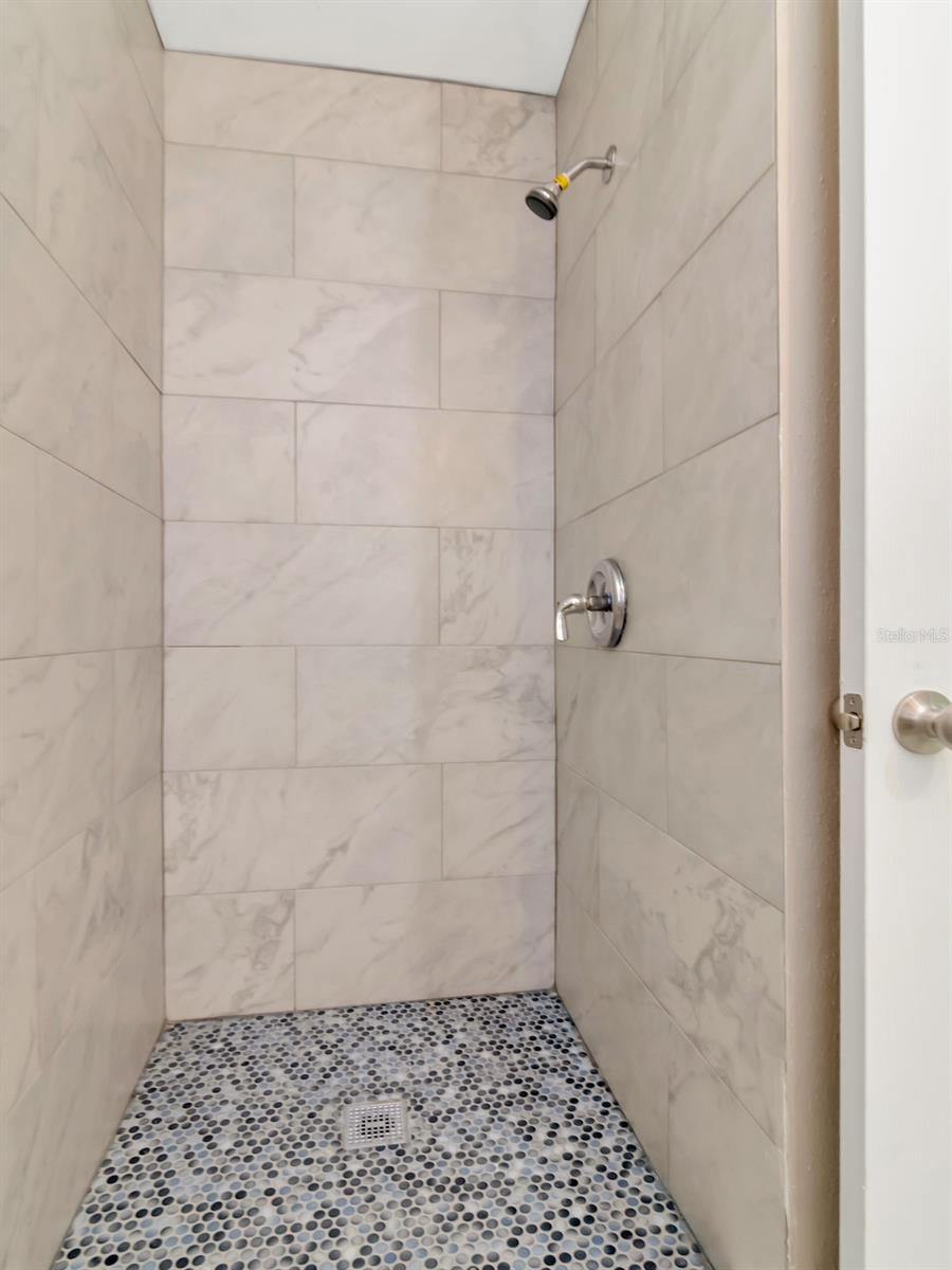 1211 62ND AVE E, BRADENTON, FL, 34203