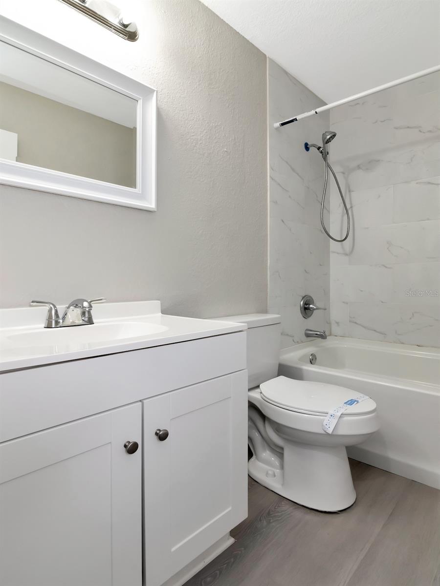 1211 62ND AVE E, BRADENTON, FL, 34203