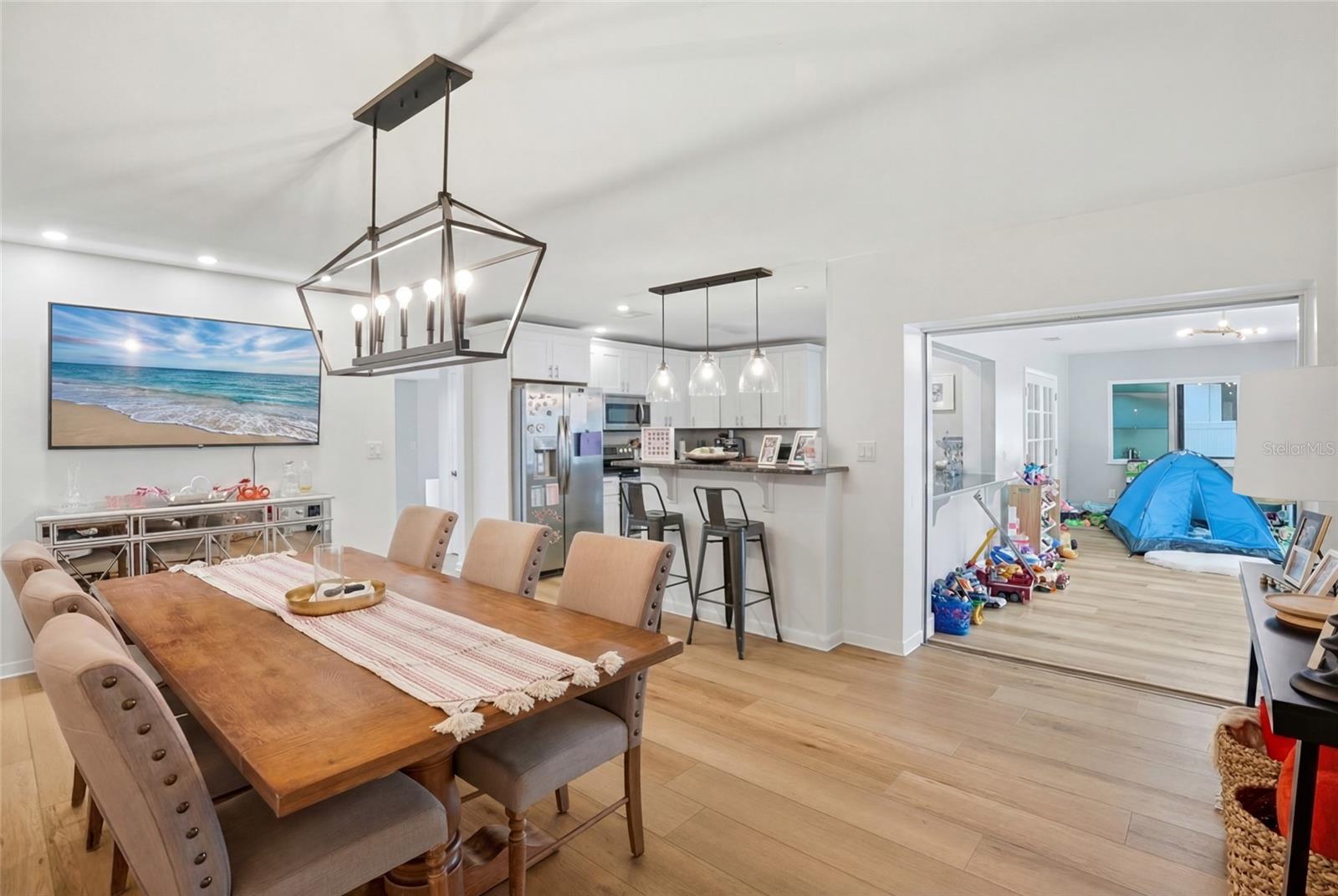 2089 SWAN LN, SAFETY HARBOR, FL, 34695