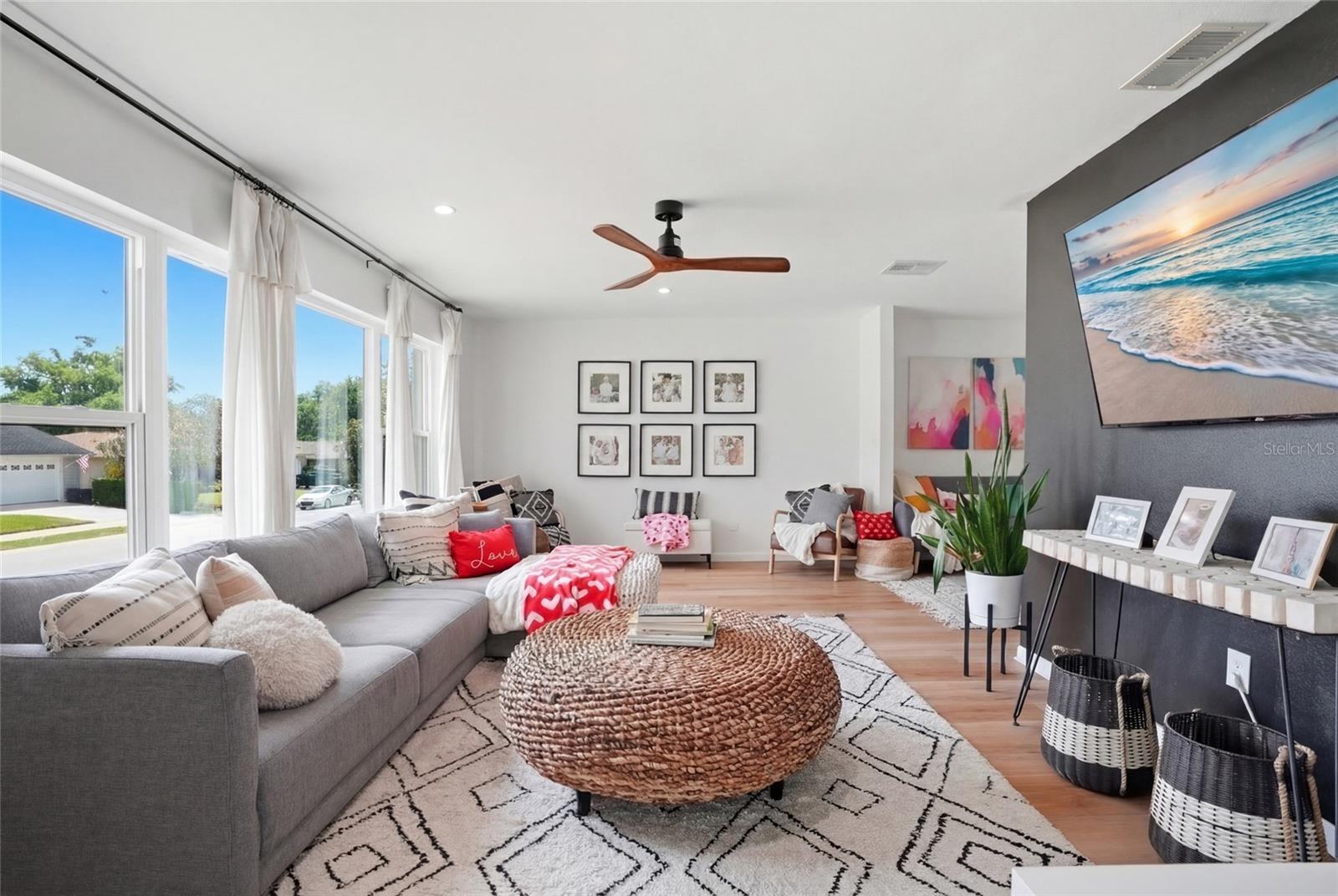 2089 SWAN LN, SAFETY HARBOR, FL, 34695