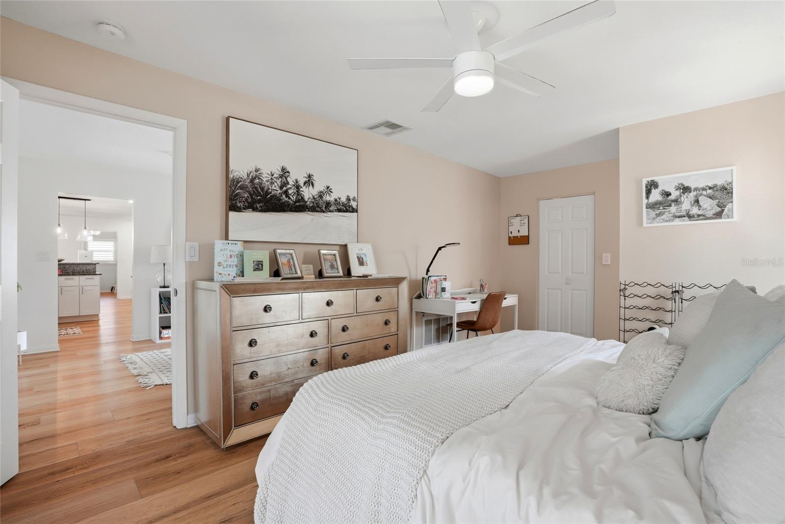 2089 SWAN LN, SAFETY HARBOR, FL, 34695