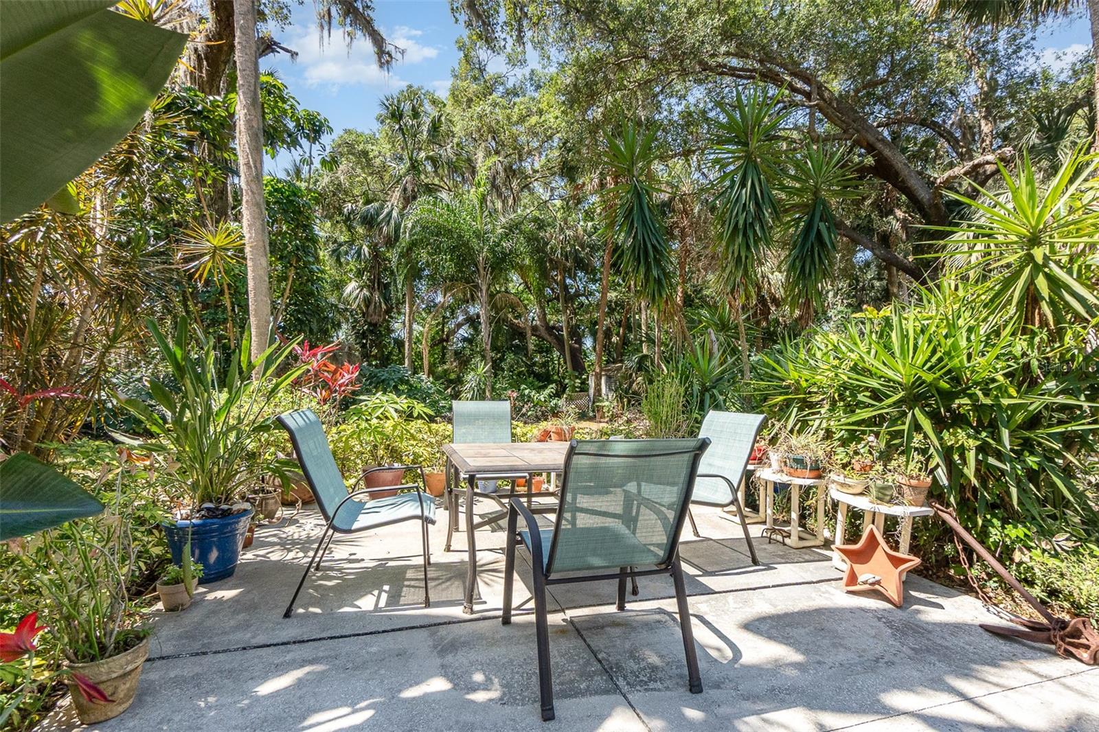 16730 BEAUCLAIRE CT, TAVARES, FL, 32778