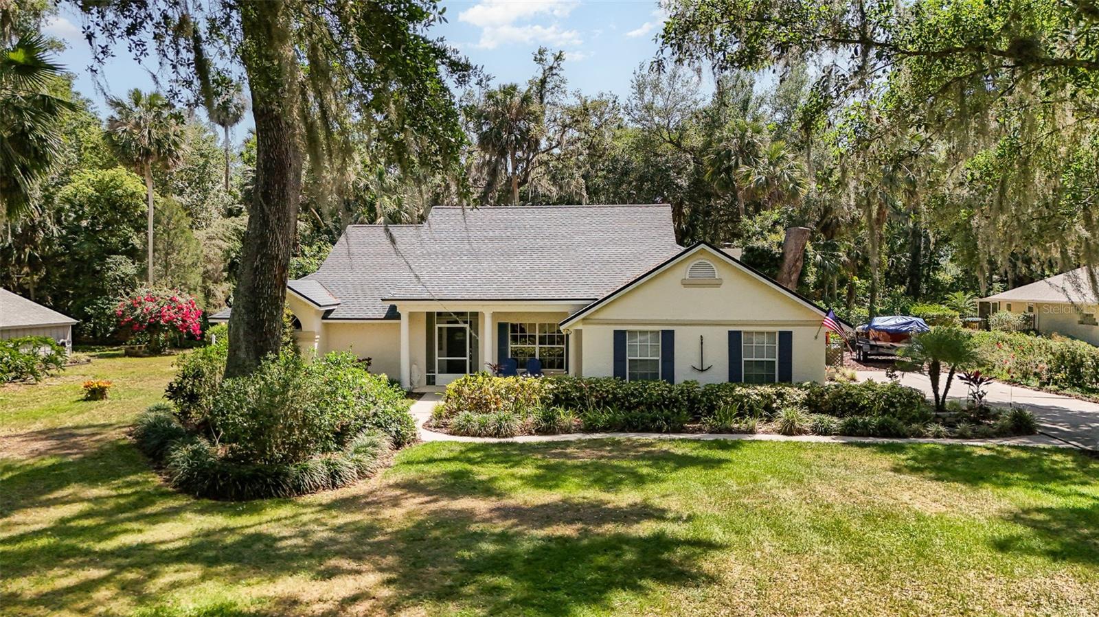 16730 BEAUCLAIRE CT, TAVARES, FL, 32778