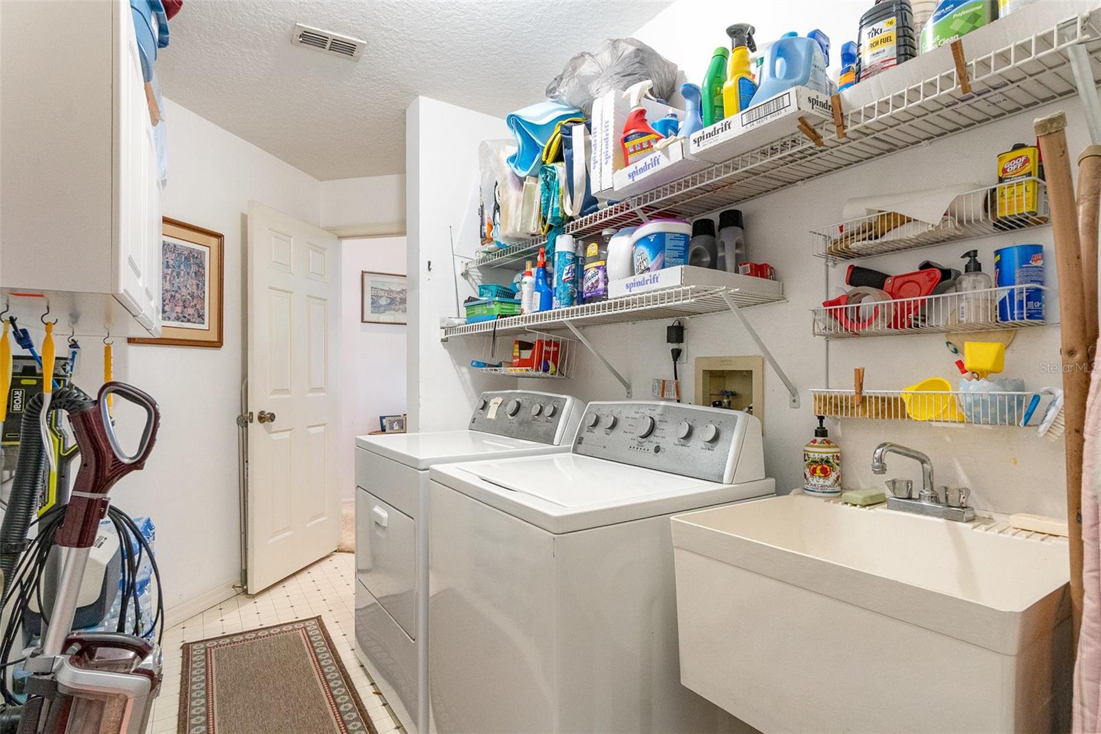 16730 BEAUCLAIRE CT, TAVARES, FL, 32778