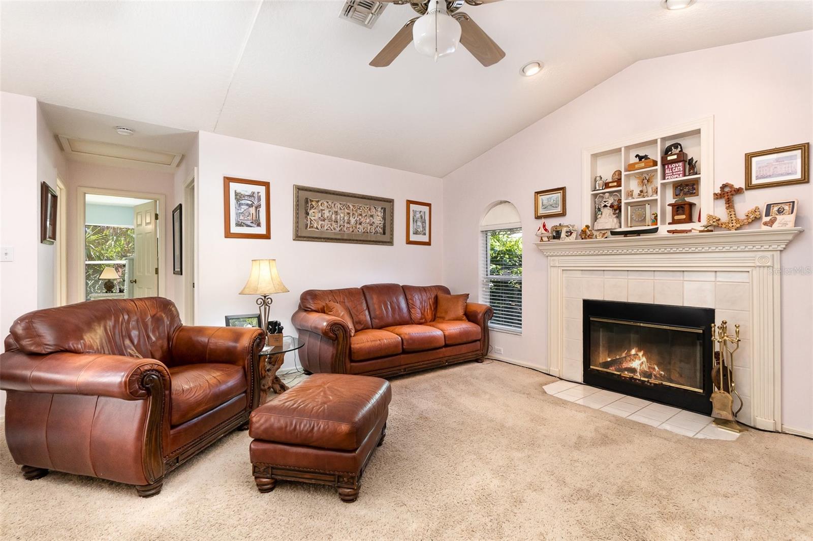 16730 BEAUCLAIRE CT, TAVARES, FL, 32778