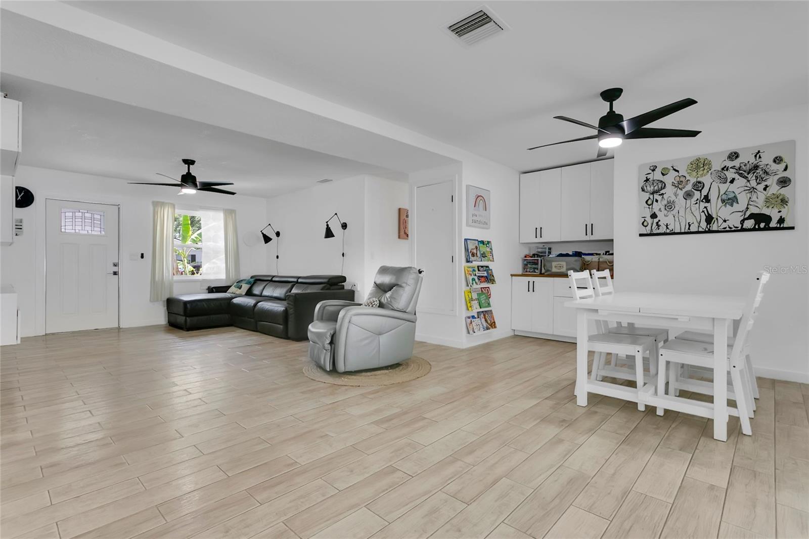 851 DARWIN DR, ALTAMONTE SPRINGS, FL, 32701