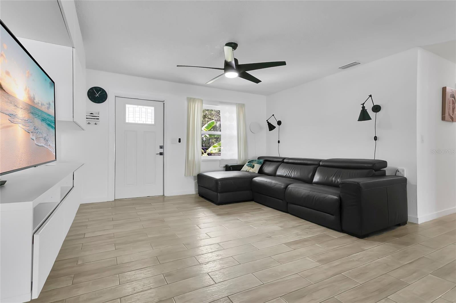 851 DARWIN DR, ALTAMONTE SPRINGS, FL, 32701