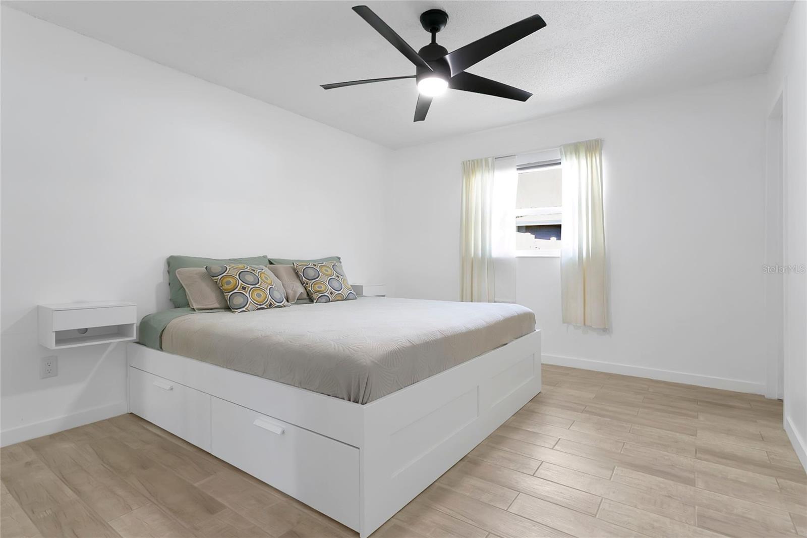 851 DARWIN DR, ALTAMONTE SPRINGS, FL, 32701