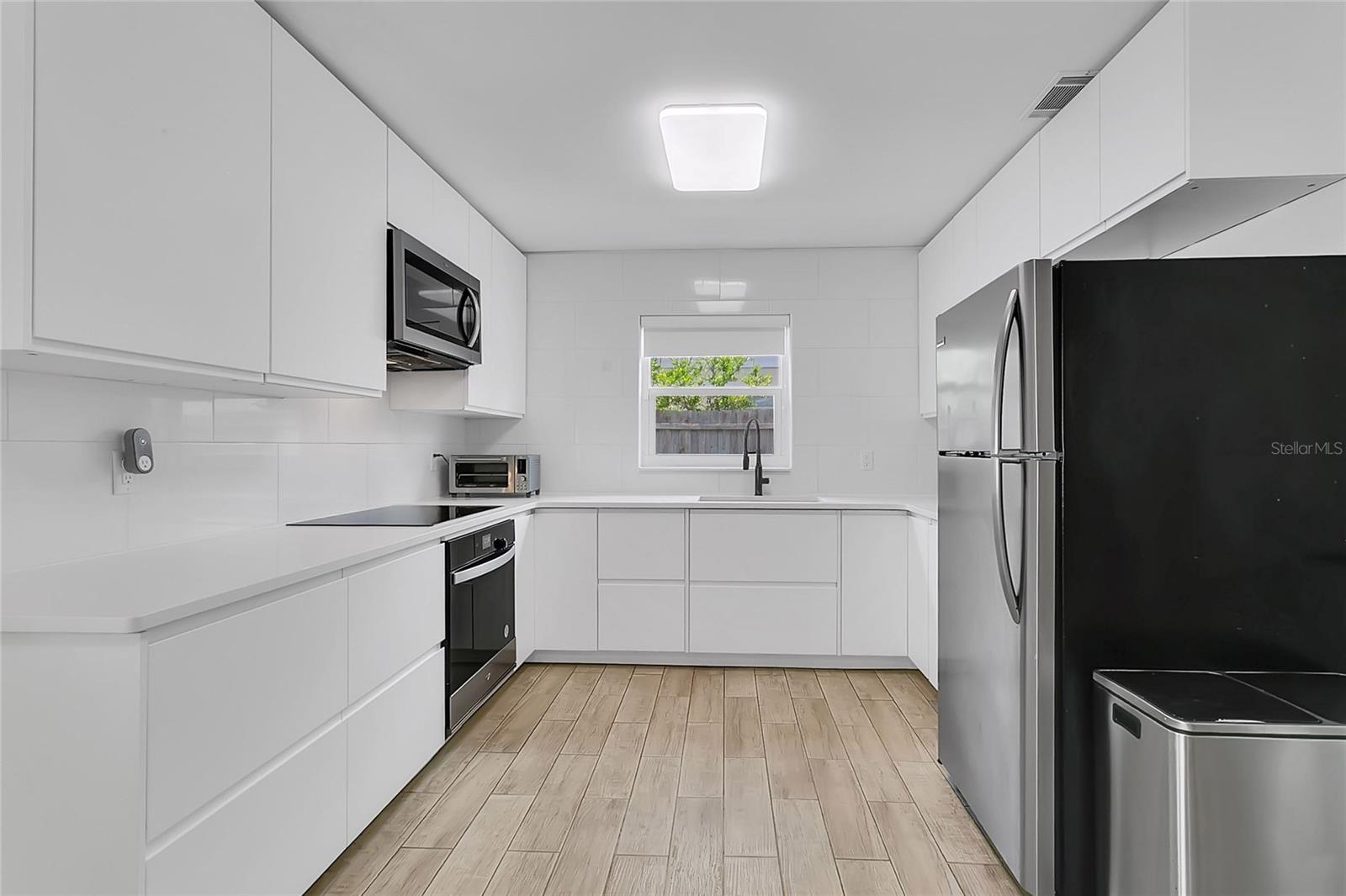 851 DARWIN DR, ALTAMONTE SPRINGS, FL, 32701