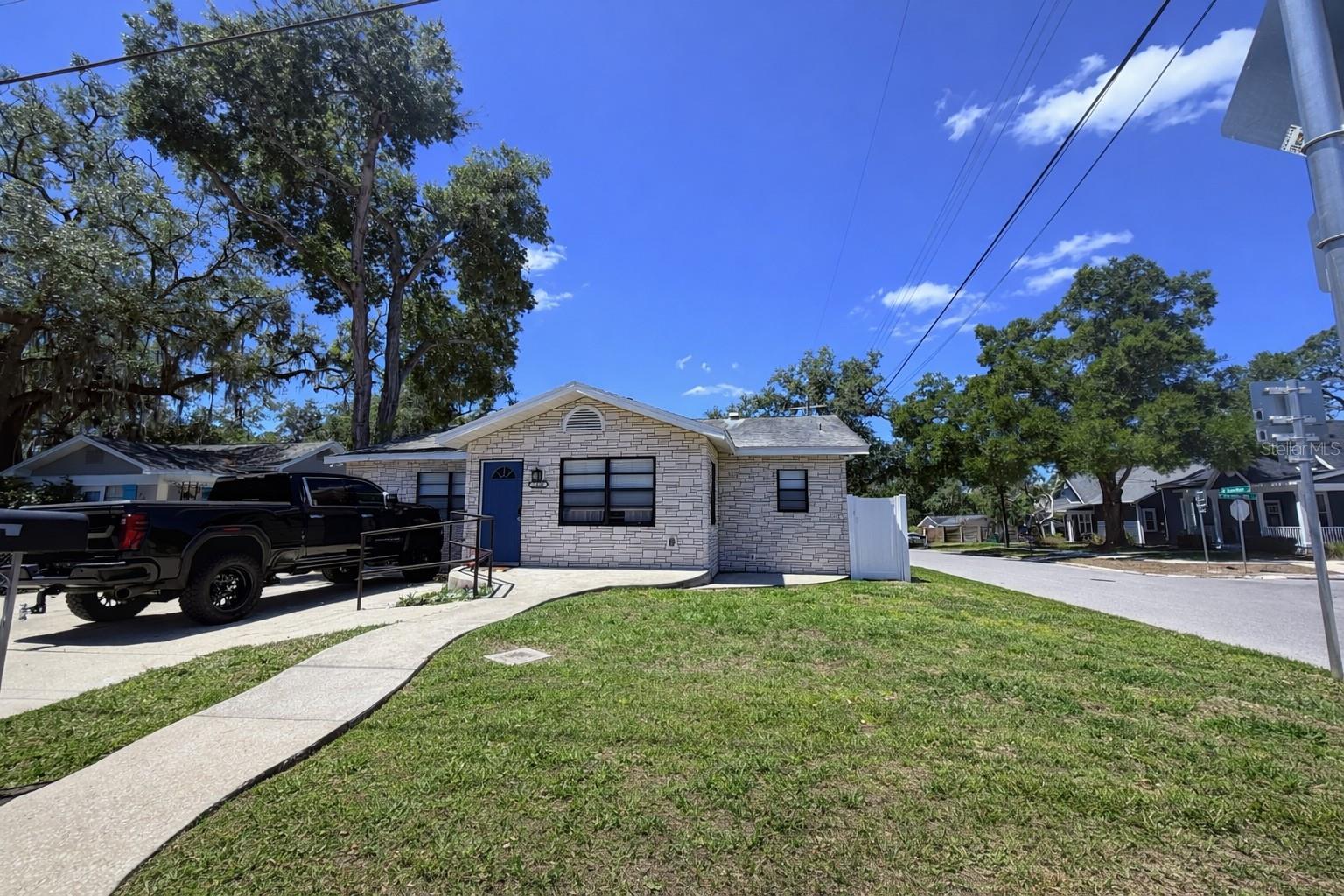 7218 N HIGHLAND AVE, TAMPA, FL, 33604
