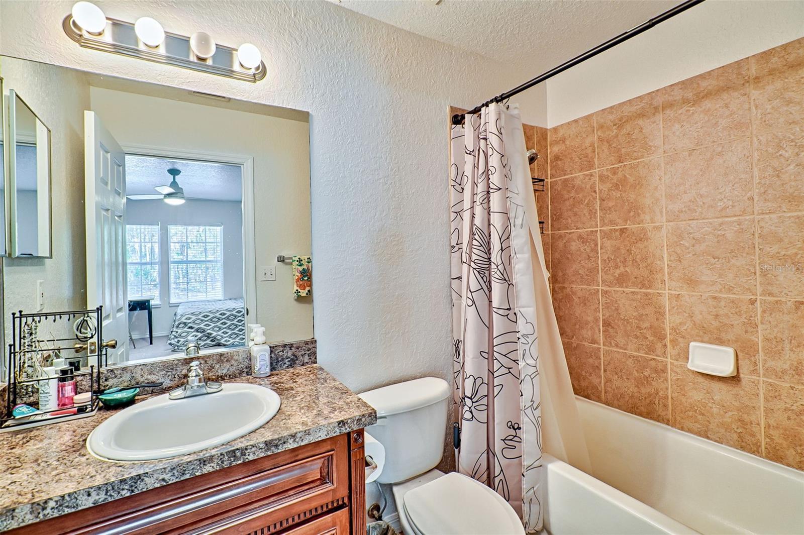 2710 NW 104 CT #B, GAINESVILLE, FL, 32606