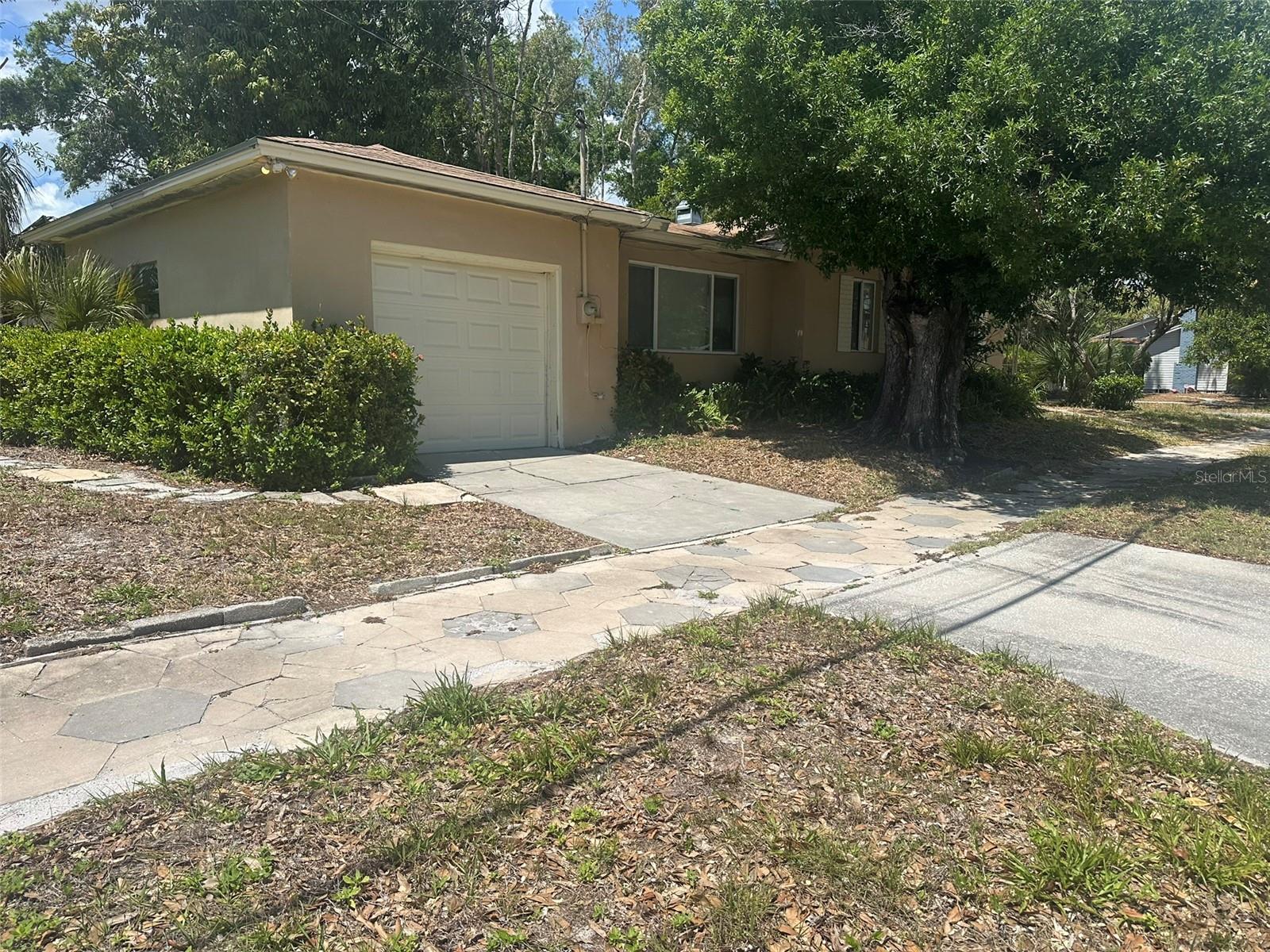 4400 3RD AVE S, ST PETERSBURG, FL, 33711