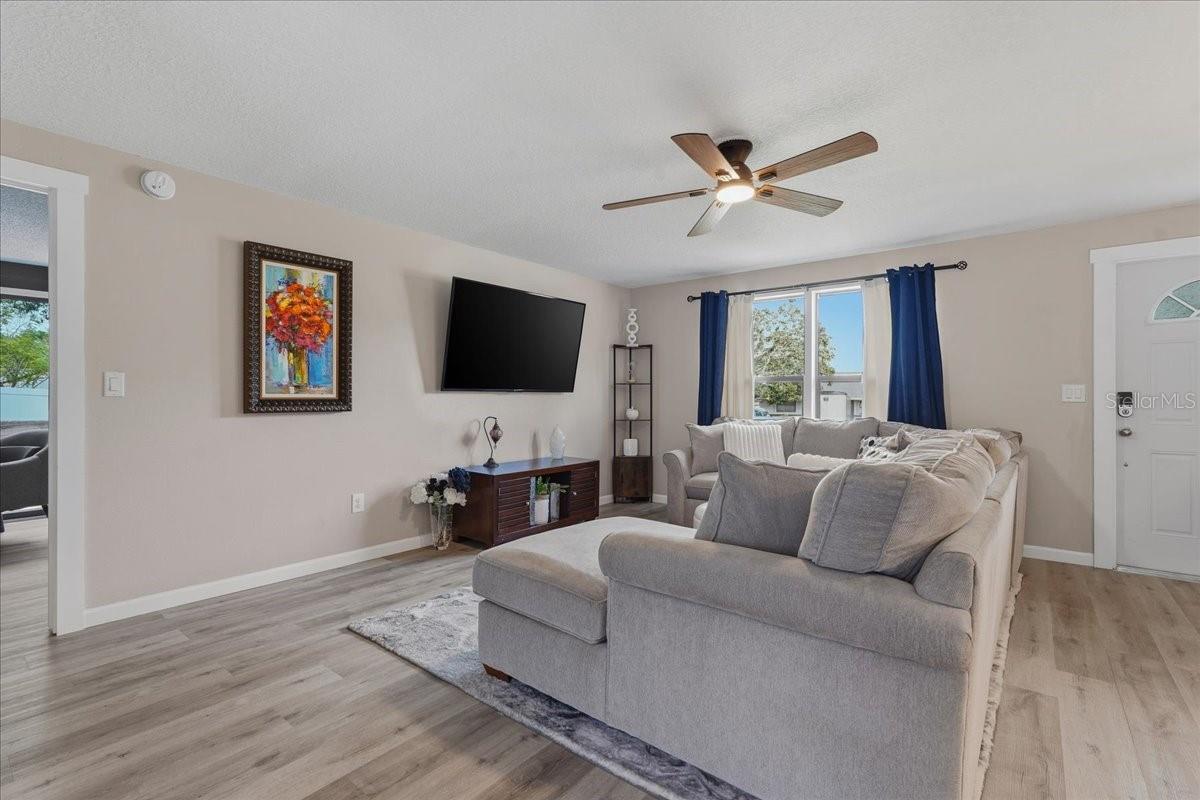 300 SWEETGUM CT, PALM HARBOR, FL, 34683