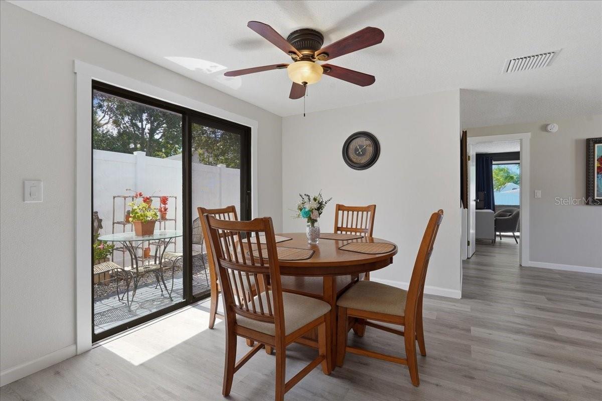 300 SWEETGUM CT, PALM HARBOR, FL, 34683