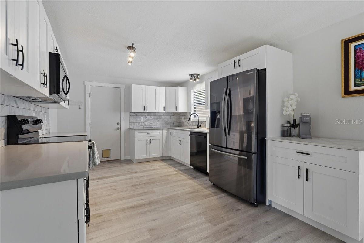 300 SWEETGUM CT, PALM HARBOR, FL, 34683