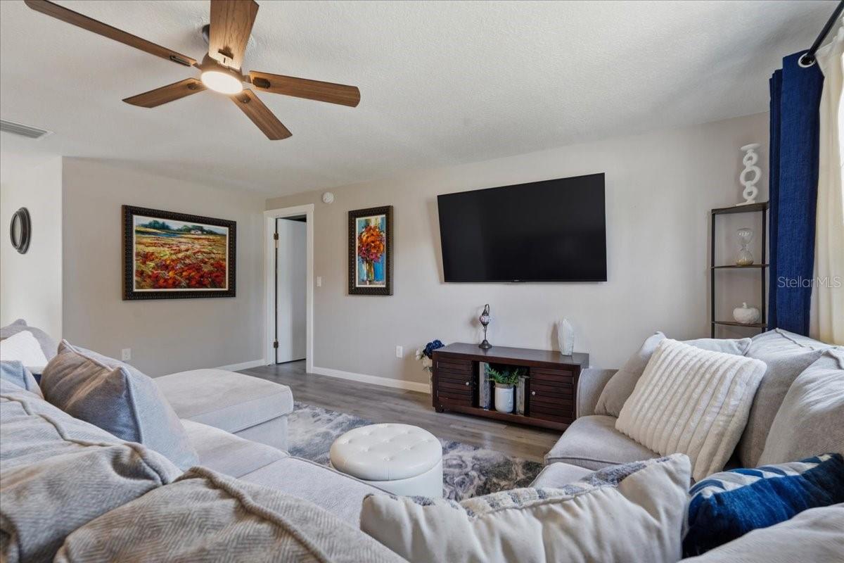 300 SWEETGUM CT, PALM HARBOR, FL, 34683