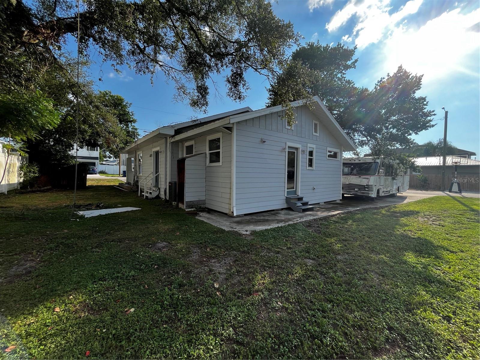 402 E EMMA ST, TAMPA, FL, 33603