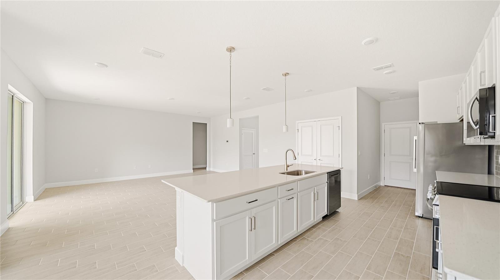 16 SEA SERPENT TRL E, PALM COAST, FL, 32164