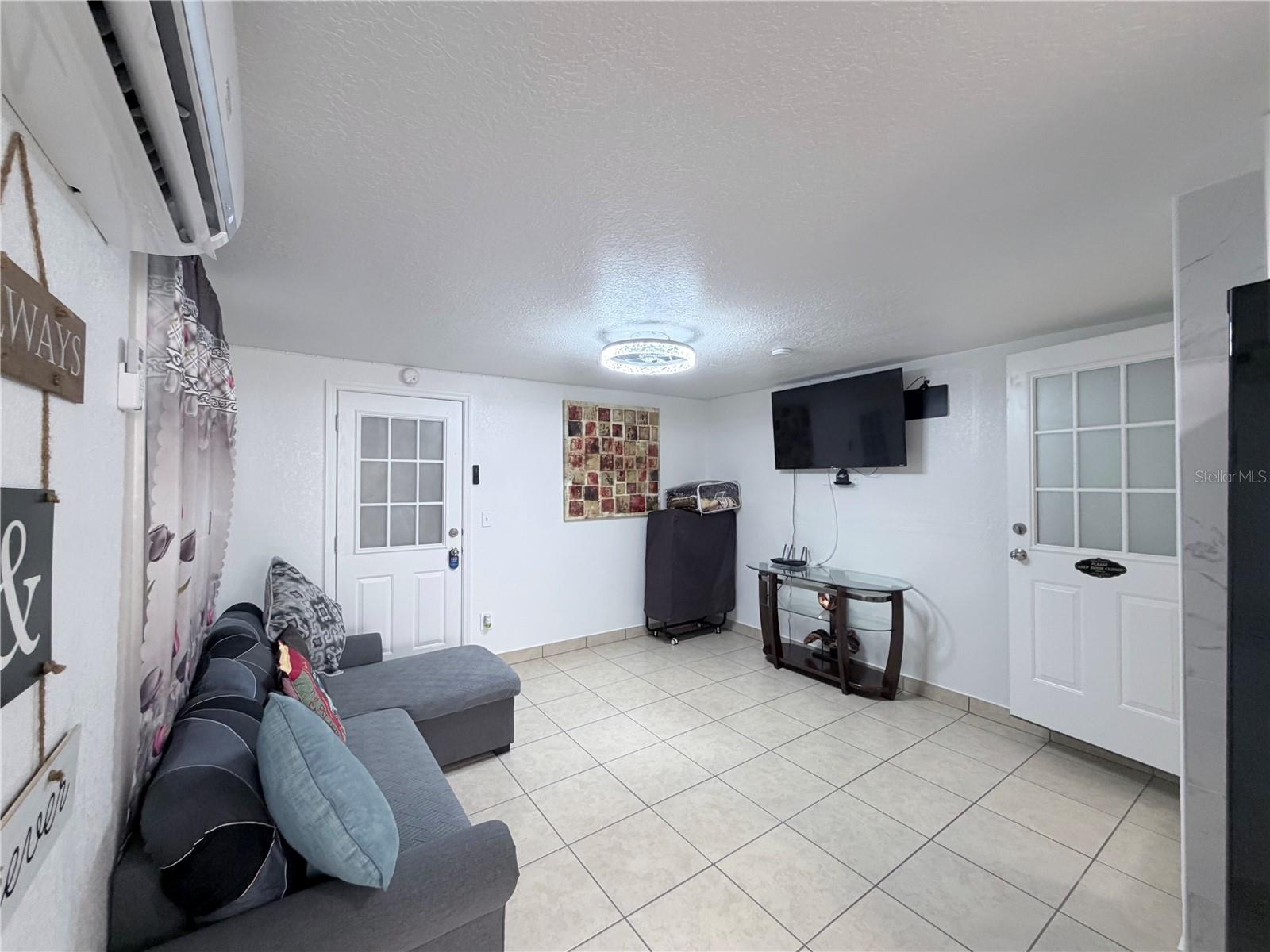 1508 W KNOLLWOOD ST, TAMPA, FL, 33604