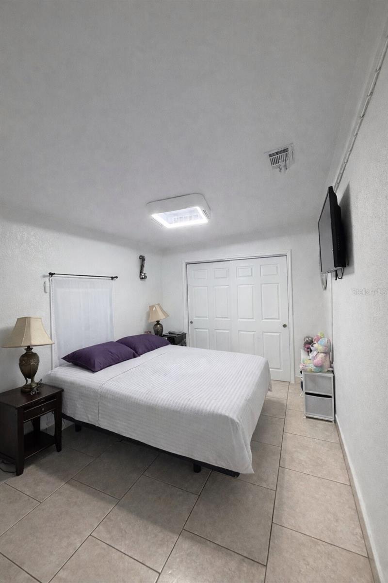 1508 W KNOLLWOOD ST, TAMPA, FL, 33604