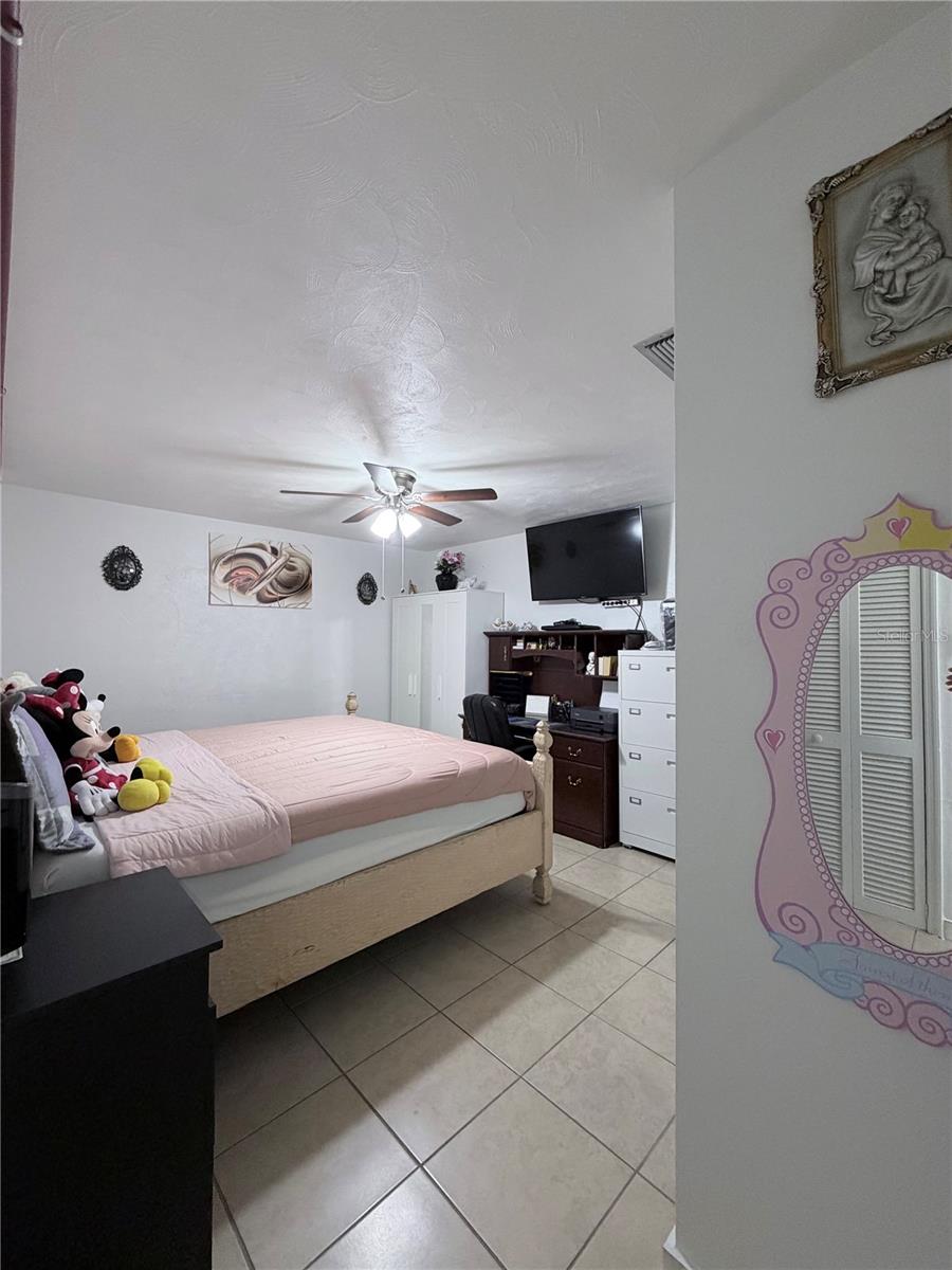 1508 W KNOLLWOOD ST, TAMPA, FL, 33604