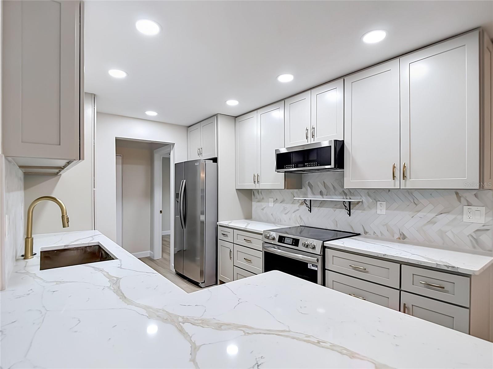 4536 MITCHER RD, NEW PORT RICHEY, FL, 34652